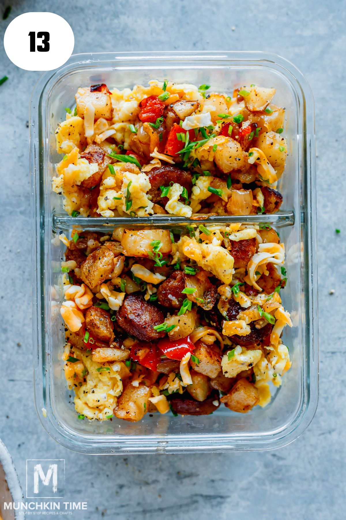 Easy high protein breakfast bowl meal prep in glass container.