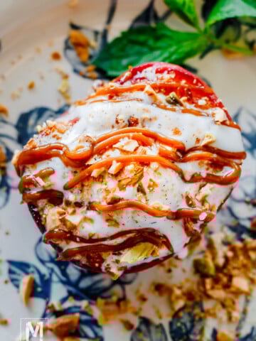 Easy Grilled Peaches with Ice Cream