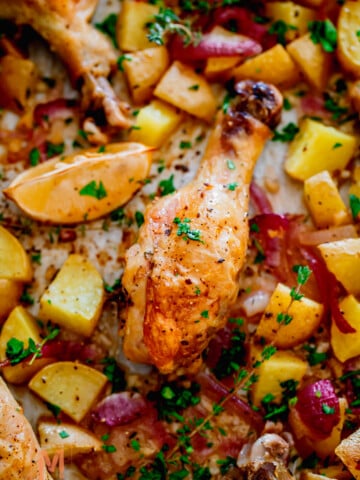 Oven Baked Chicken Drumsticks in Lemon Garlic Herb Sauce