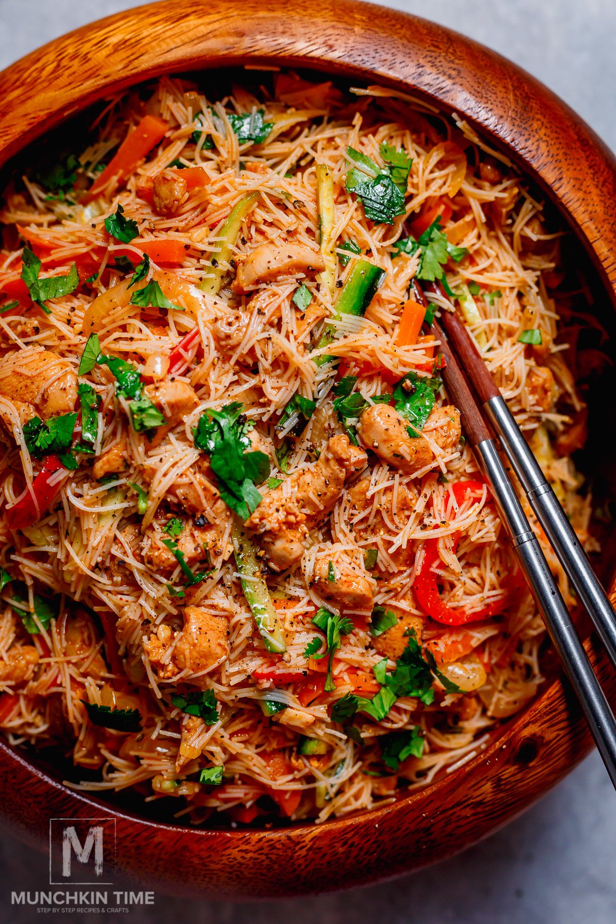 Chicken Stir Fry with Noodles (Korean Funchoza Recipe)