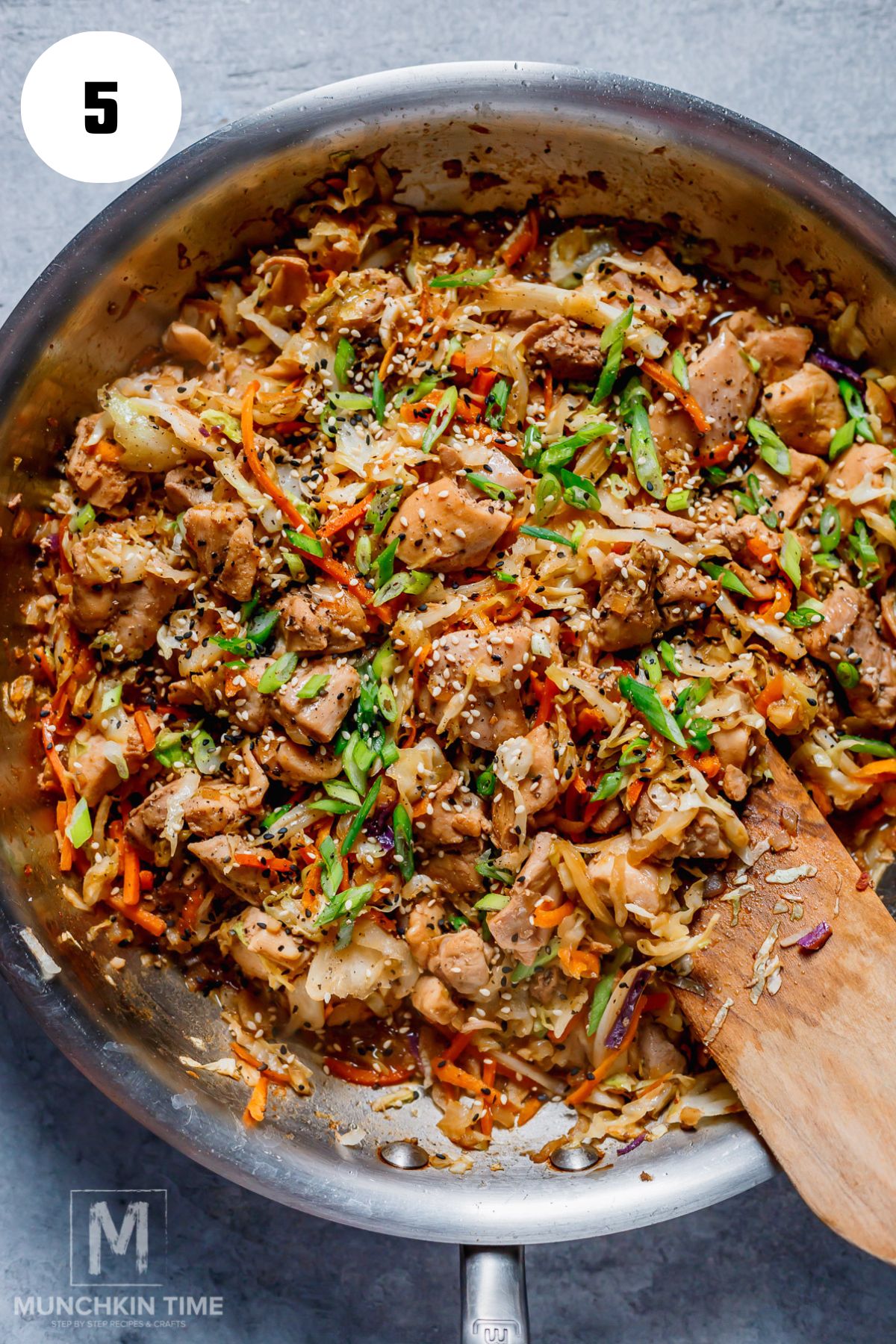 quick egg roll in a bowl with chicken thighs recipe done cooking in the skillet and it is ready to be served.