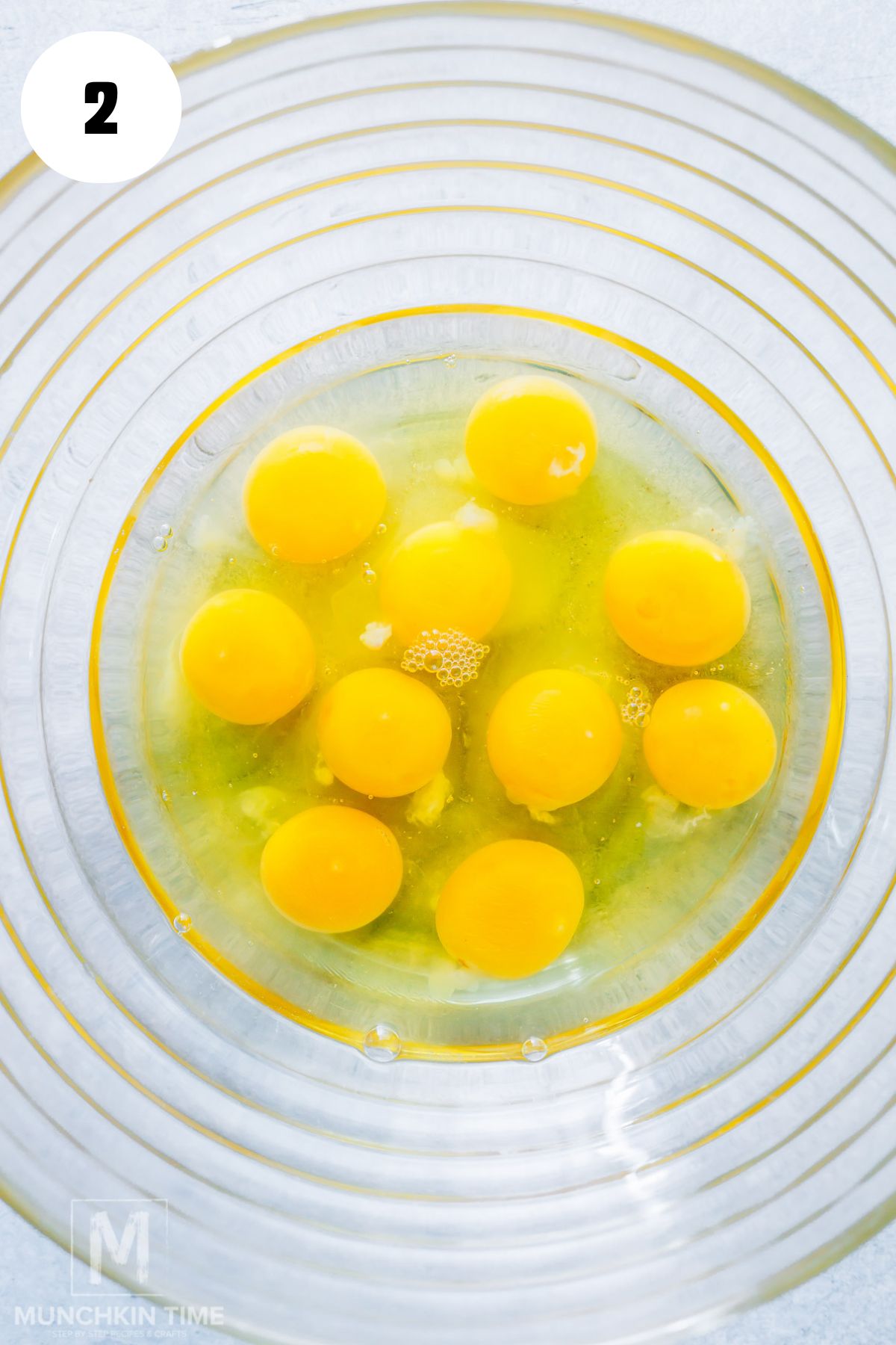 10 eggs in a large bowl.