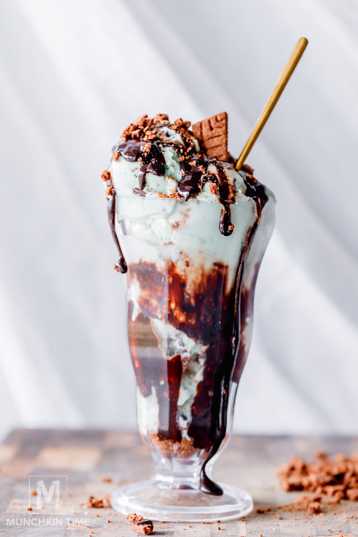 Copycat Costco Double Chocolate Mint Sundae