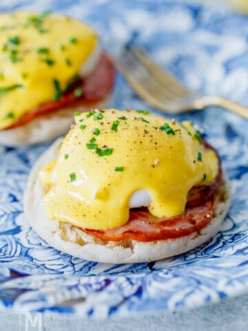 Easy Eggs Benedict Recipe (with Blender Hollandaise)
