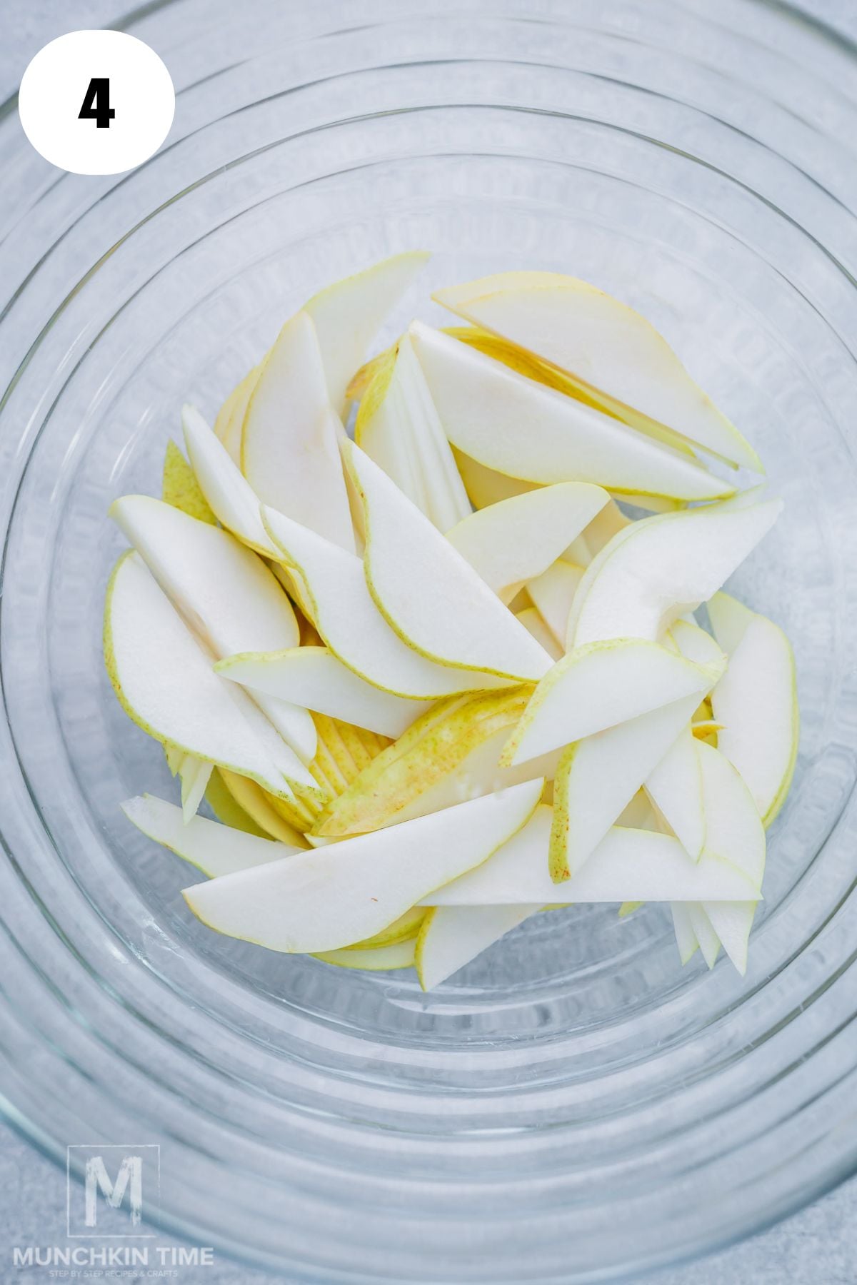 sliced pear in a big bowl.
