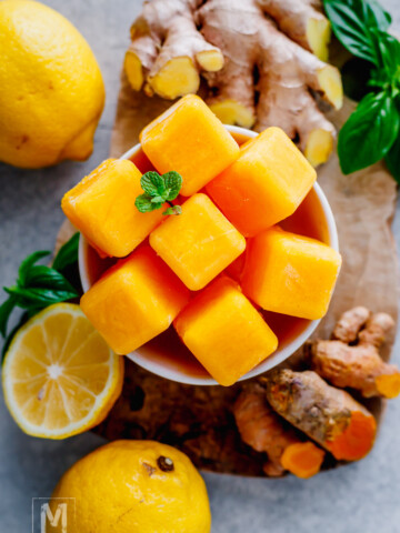 Lemon ginger ice cubes with fresh lemon, ginger and turmeric